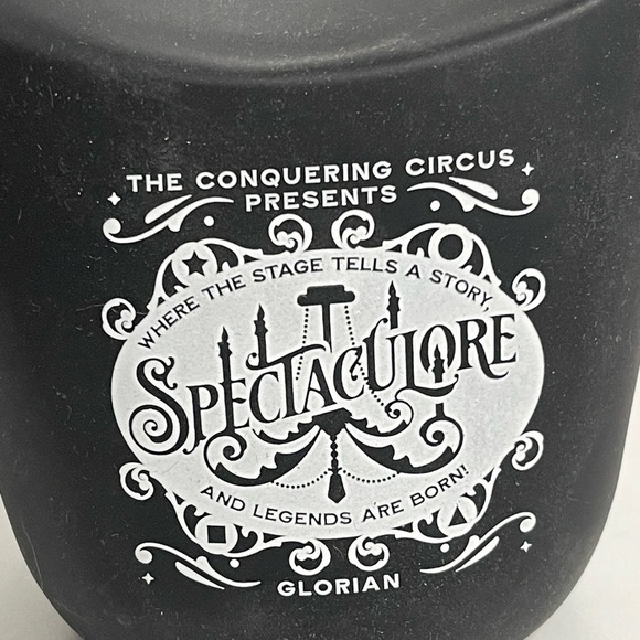 Spectaculore Souvenir Popcorn Holder | Owlcrate - Picture 3 of 3